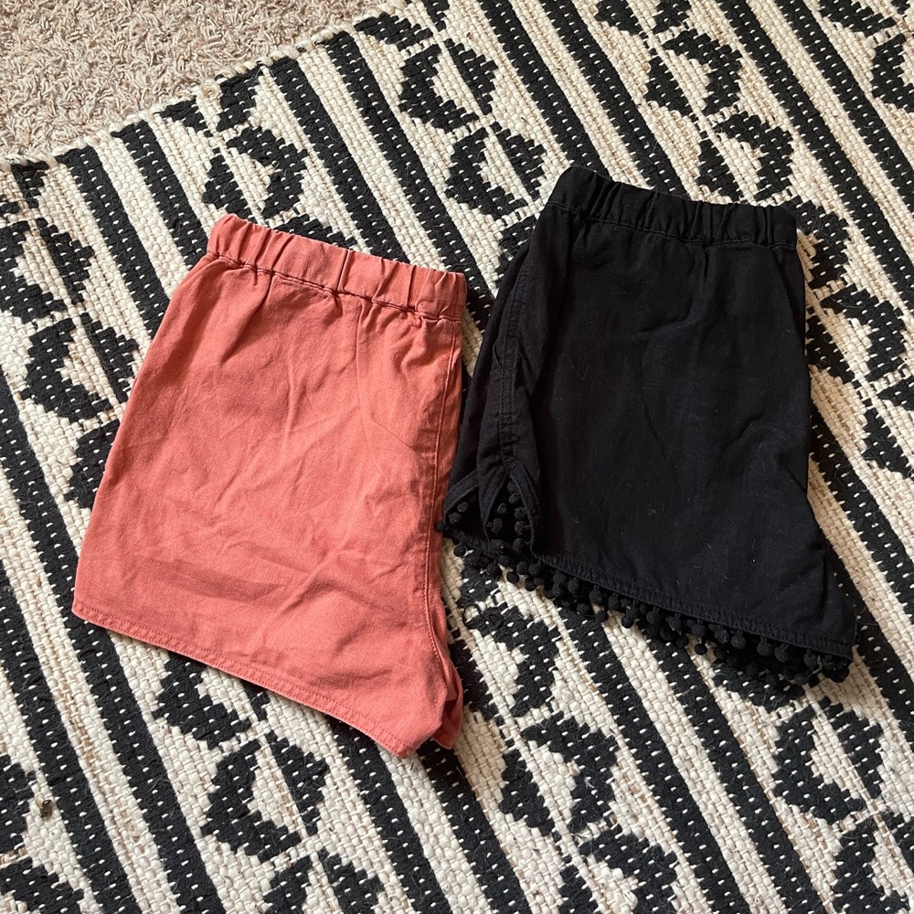 Bundle - 2 pairs J. Crew Pull-on Linen Shorts - Picture 2 of 10